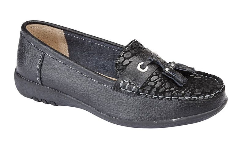 Boulevard Ladies Apron Tassle Casual Shoe