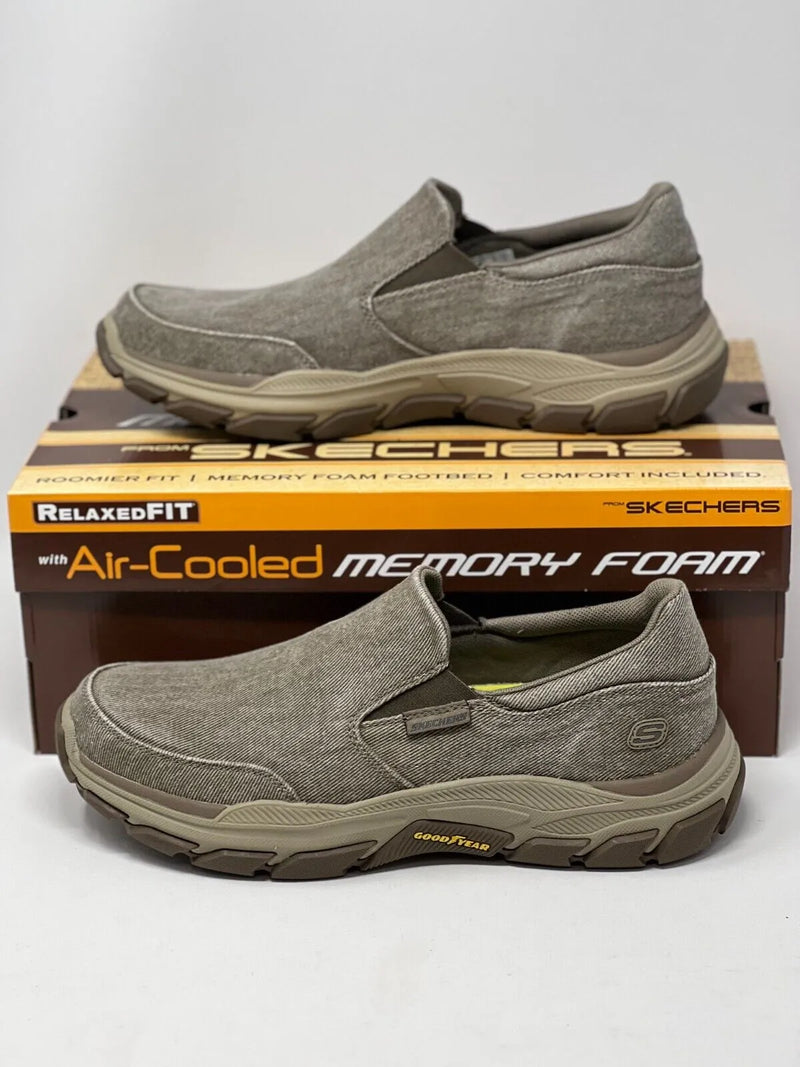 Skechers Mens Fallston Relaxed Fit Memory Foam Shoes